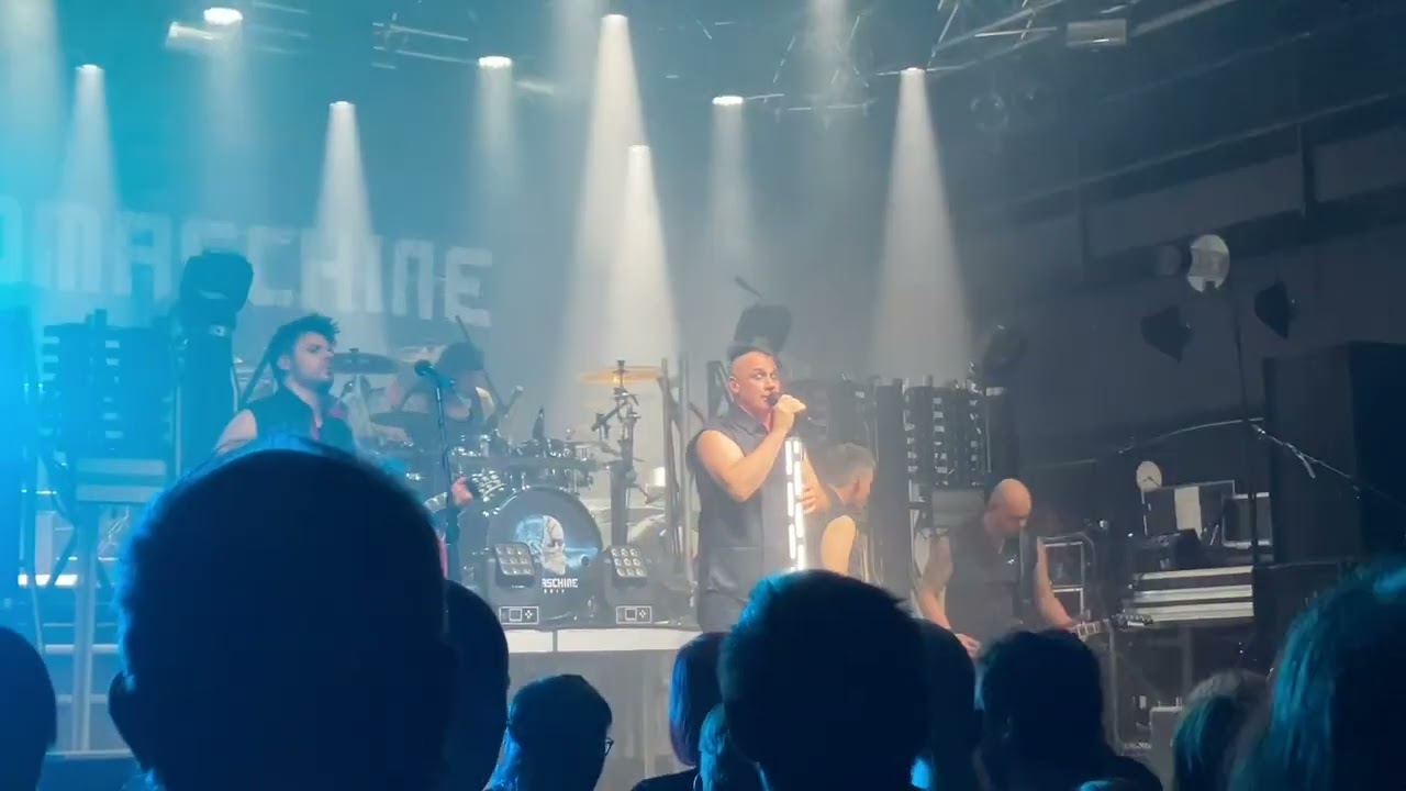 Heldmaschine live in Wien (27.3.2025)