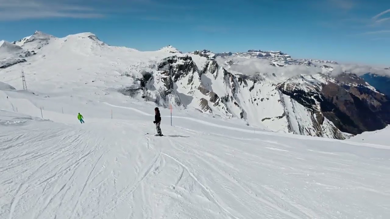 Spring skiing LAAX blue piste 28 La Siala - Vorab 4K