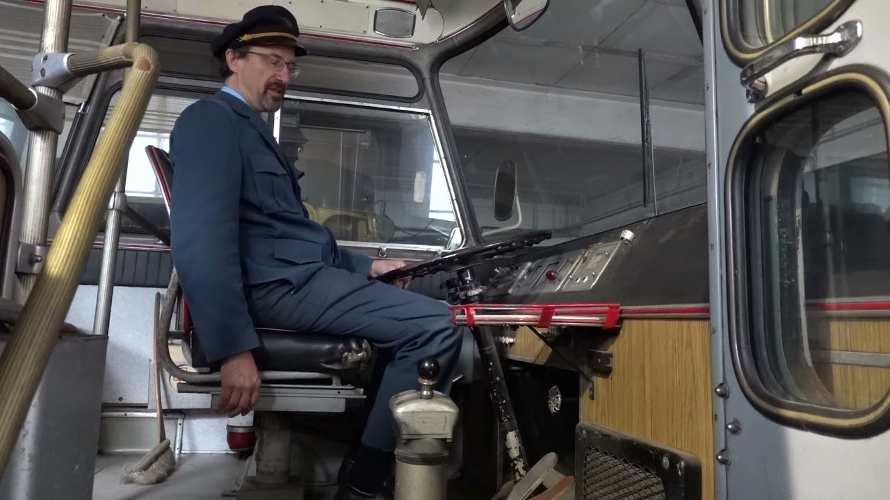 Keskimoottoriset linja autot