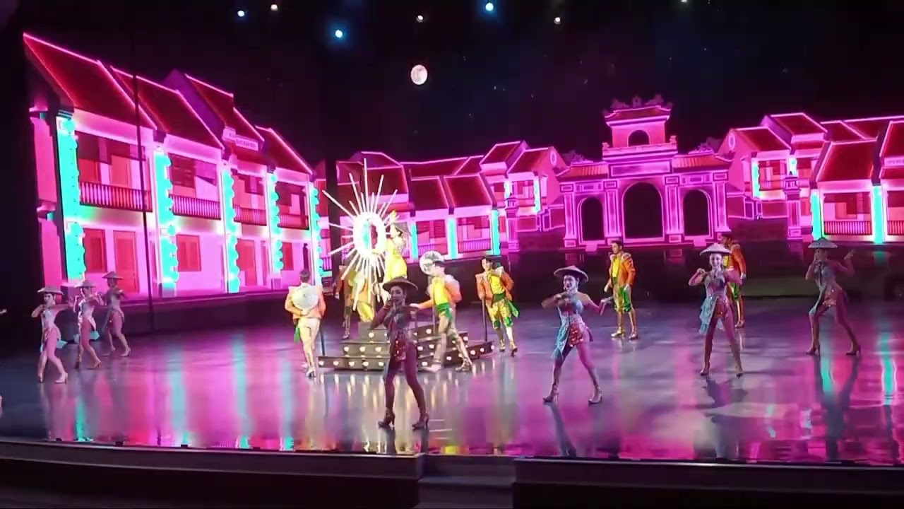 Tóm lượt đêm biểu diển của các nghệ sĩ chuyển giới Colosseum -Pattaya