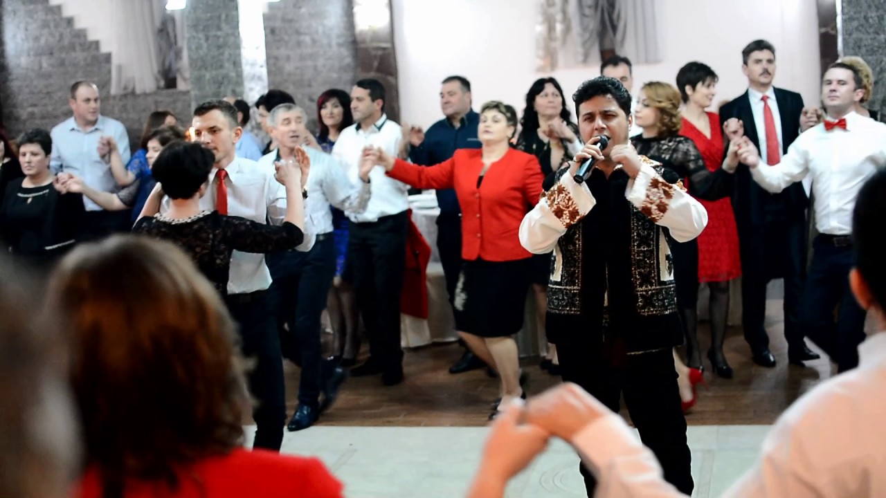 Ciprian Surugiu - Formatia Ambasador - Colaj populara Revelion 2017