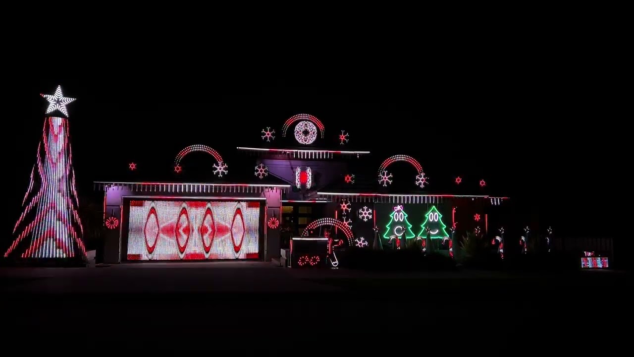 2024 - Lights on Solaia - Christmas - The Greatest Show - The Greatest Showman