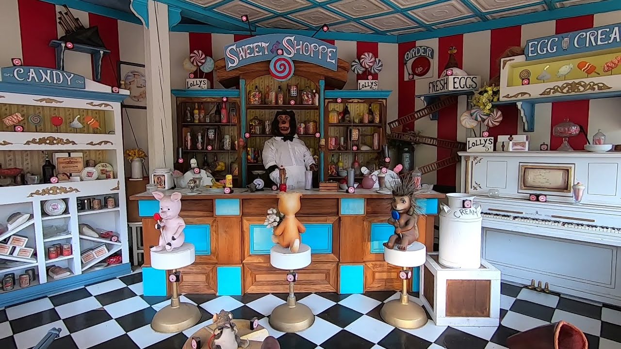 The Grand Exhibit Shooting Gallery with Animatronic Bear Silver Dollar City Play Through 04-28-2022