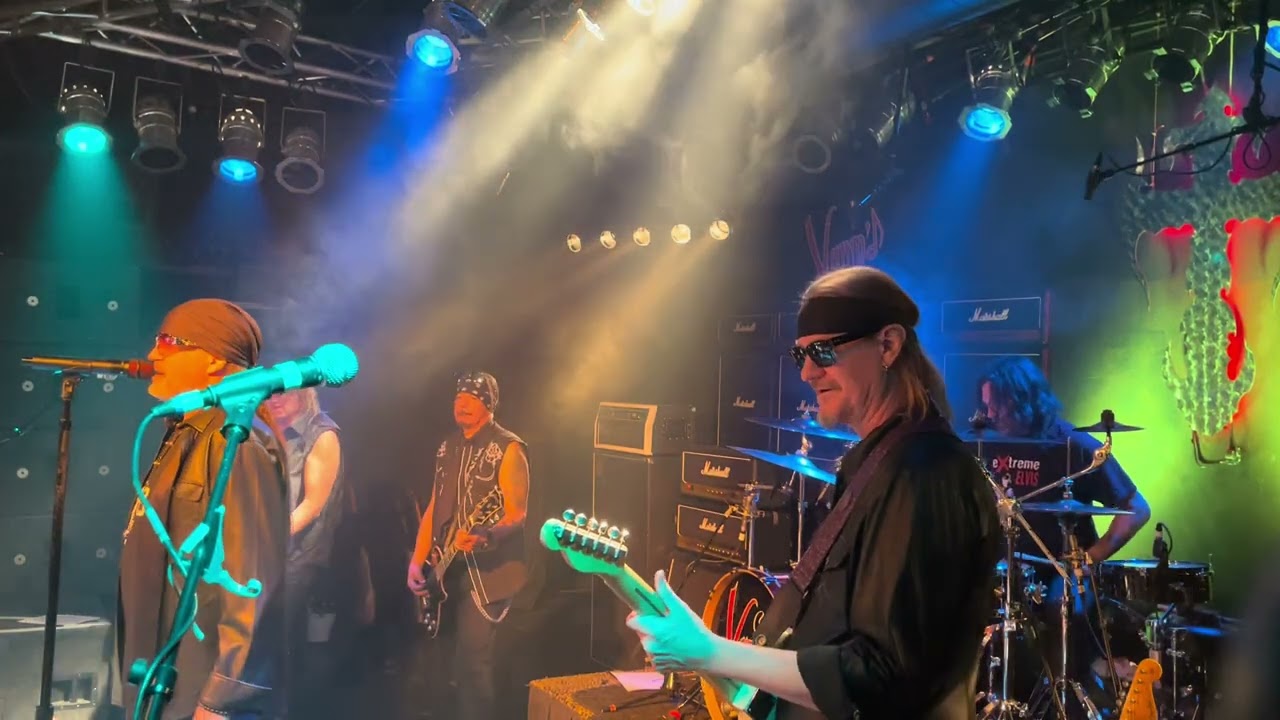 Count&rsquo;s 77 Tribute to Elvis (side stage)