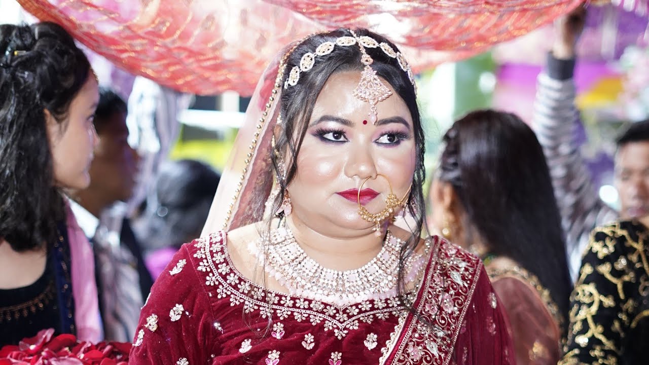 Reaction to My Wedding pics 🤫