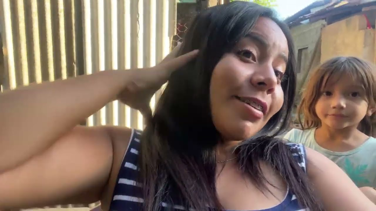 La Misteriosa está en vivo en la cuarteria de salatiel con toda la vensida