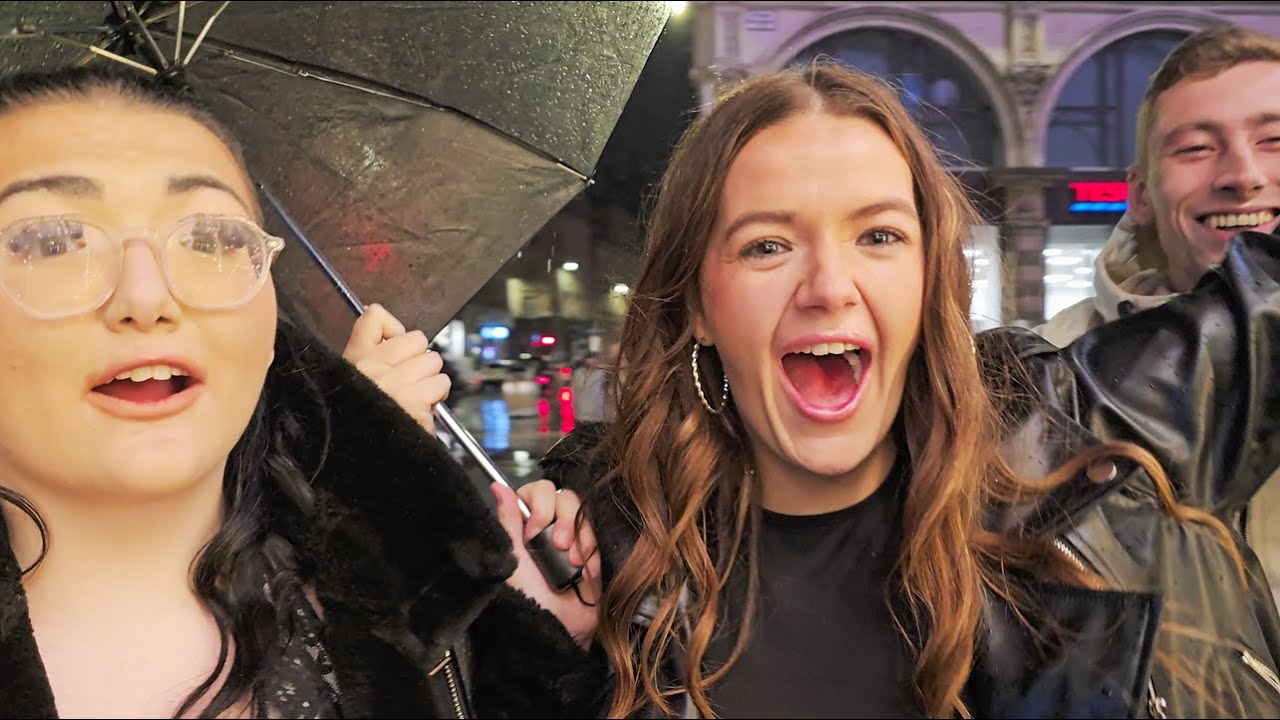 ☔Glasgow Rain & Revelry 🎉 | Saturday Night City Centre VIBES | PeopleWatching & Relaxing CityScapes
