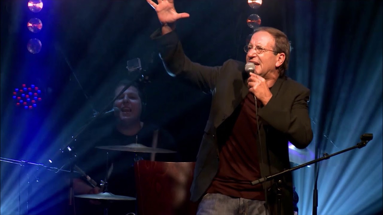 יגאל בשן - אל תגעו באהבה - בהופעה חיה בזאפה - 2013