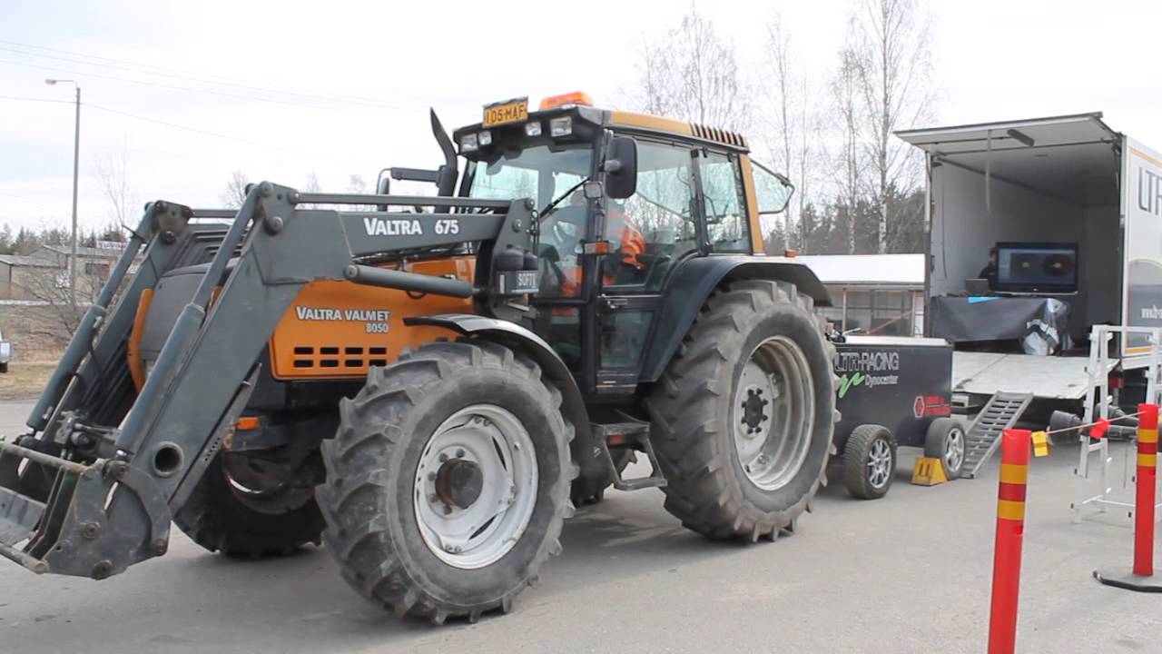 Valtra Valmet 8050 dynossa