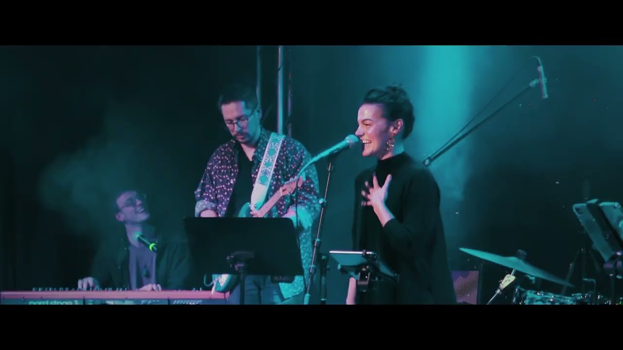 Hausband der JRS - Let It Snow! - feat. Lindsey Blount