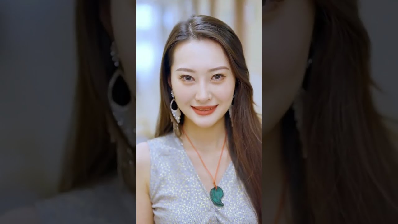 Năm 5 tuổi cô vô tình cứu cậu bé bị truy sát—10 năm sau, anh trở thành CEO và quay lại cầu hôn cô!