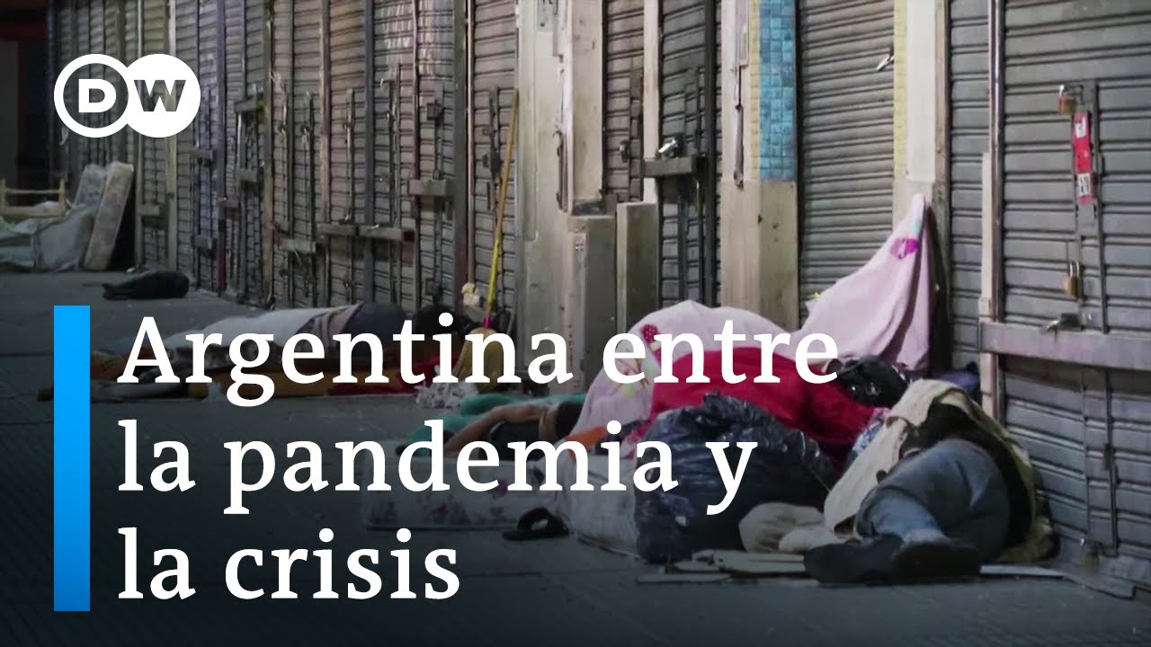 Voluntarios cocinan para informales en Argentina