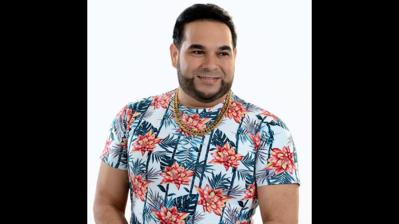 El Chaval De La Bachata - La Mujer Mecanica (En Vivo)