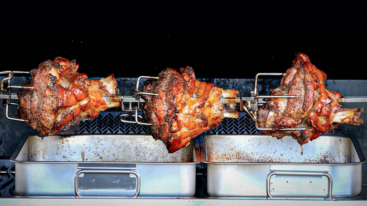 Crispy Roasted Pork Hocks - SCHWEINE HAXE recipe