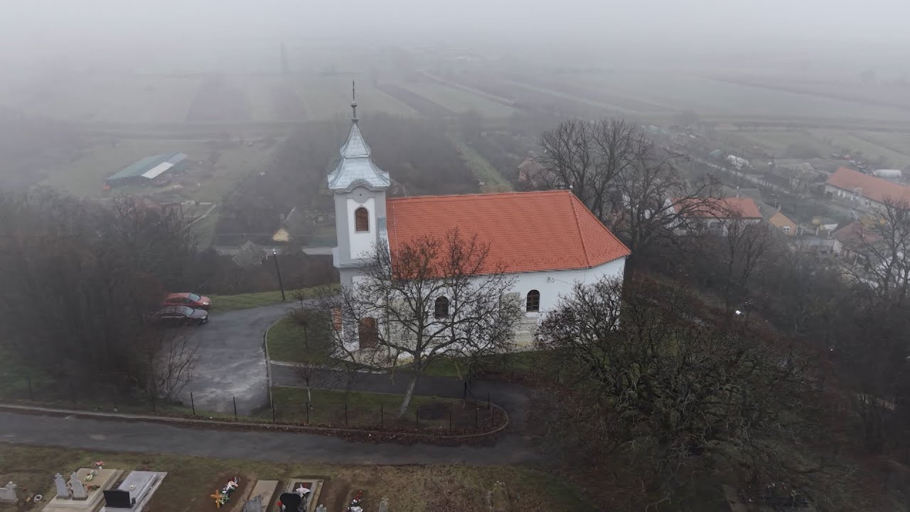 DRÁVATÁJ - Megáldották a felújított nagybodolyai Szent Anna katolikus templomot