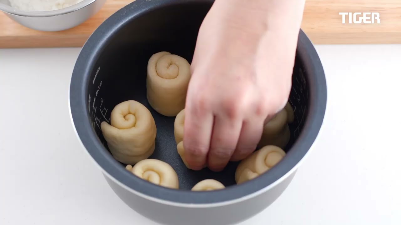 マイコンジャー炊飯器＜炊きたて＞JBS-A型　レシピ動画　バターロール風パン