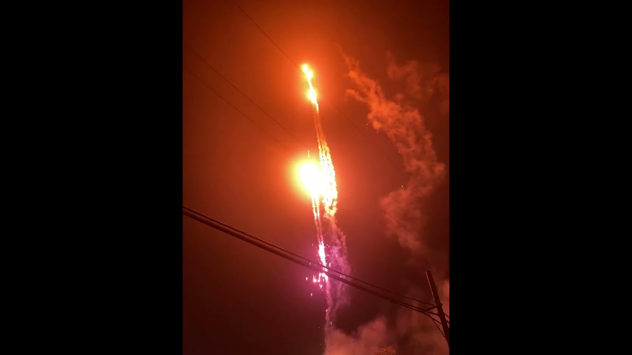Monster Trucks 221 Shot Cake Firework