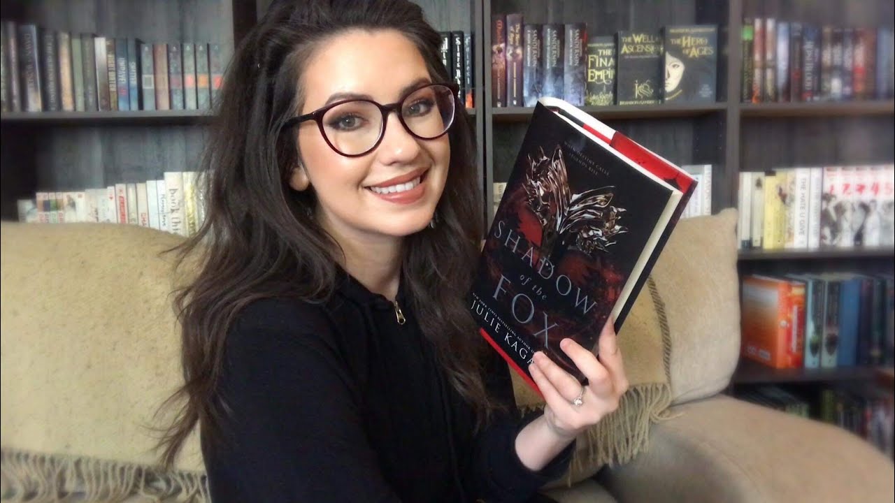 SHADOW OF THE FOX BOOK REVIEW | JULIE KAGAWA