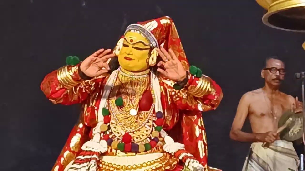 Nalacharitham nalam divasam Damayanthi kalamandalam Shanmukhadas