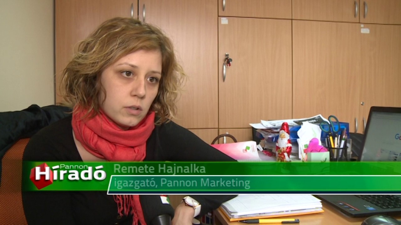 2016-12-08 A Pannon RTV csapata l&aacute;zasan k&eacute;sz&uuml;l a j&oacute;t&eacute;konys&aacute;gi műsorra