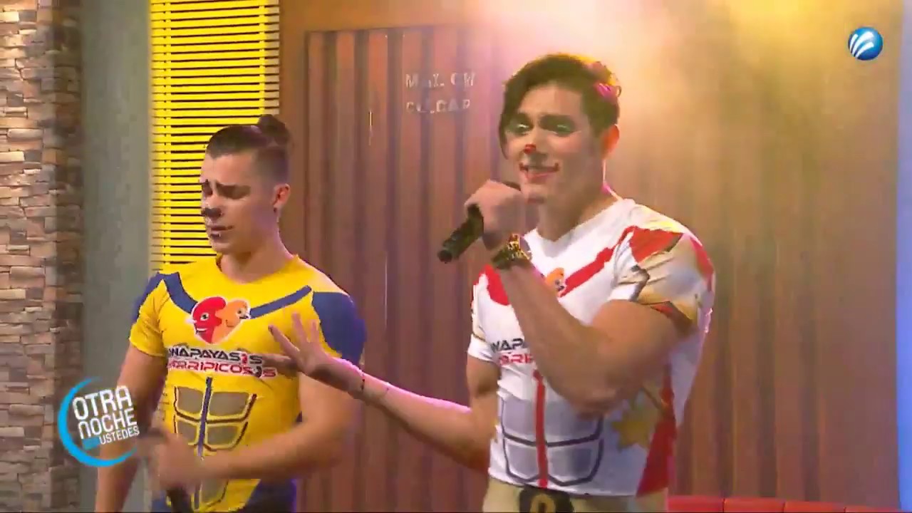 Suavecito, Wapayasos en Otra noche con Ustedes