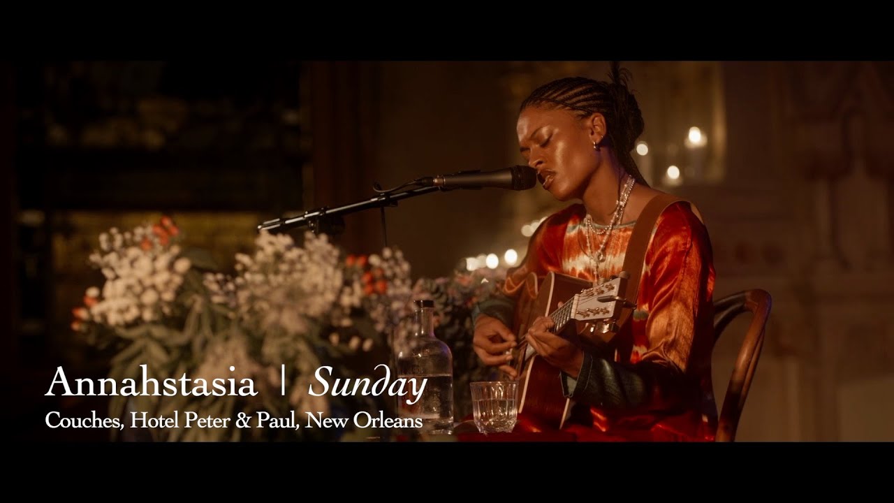 Annahstasia | Sunday - Live at Couches