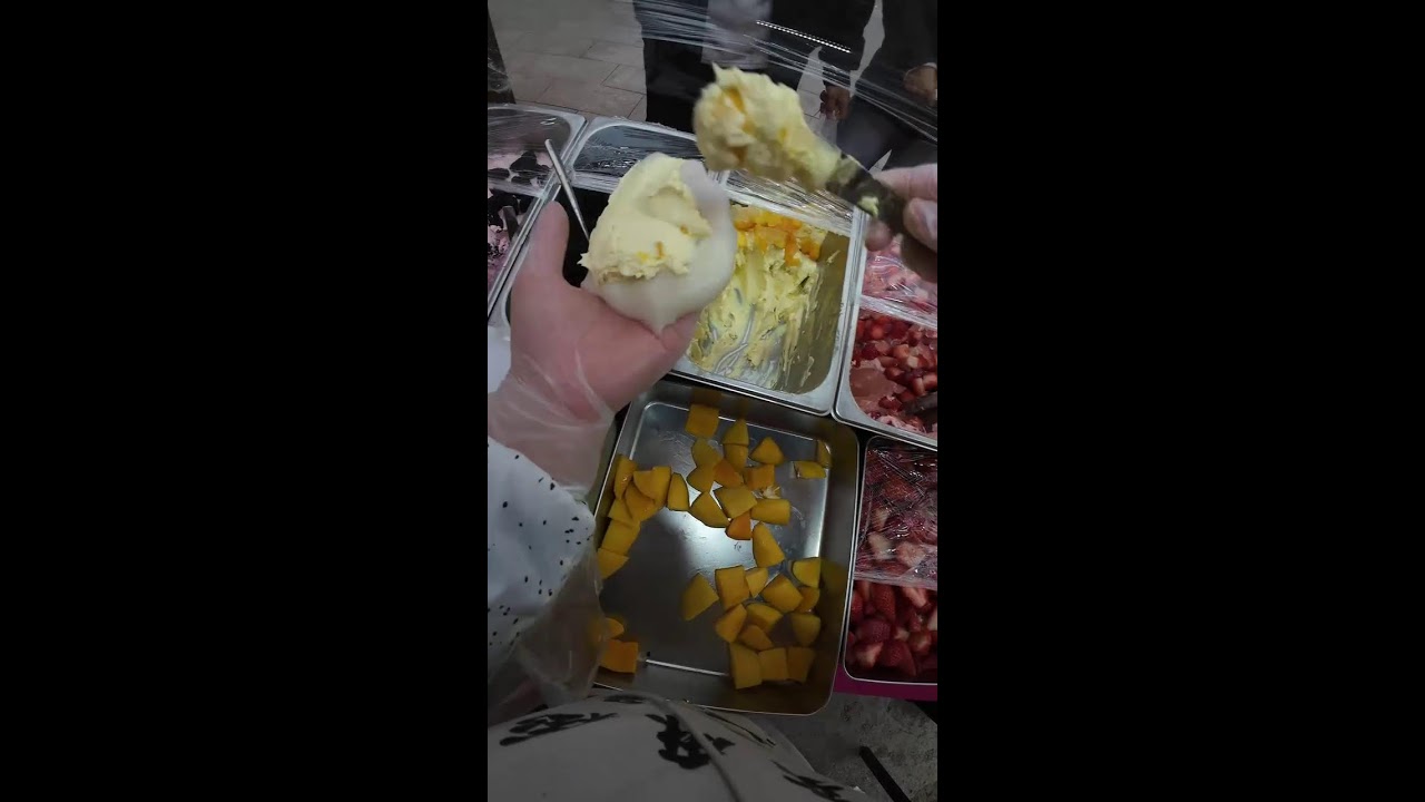 POV Street Food - Handmade Mochi & Taro Ice Cream @ Shouguang Wanda