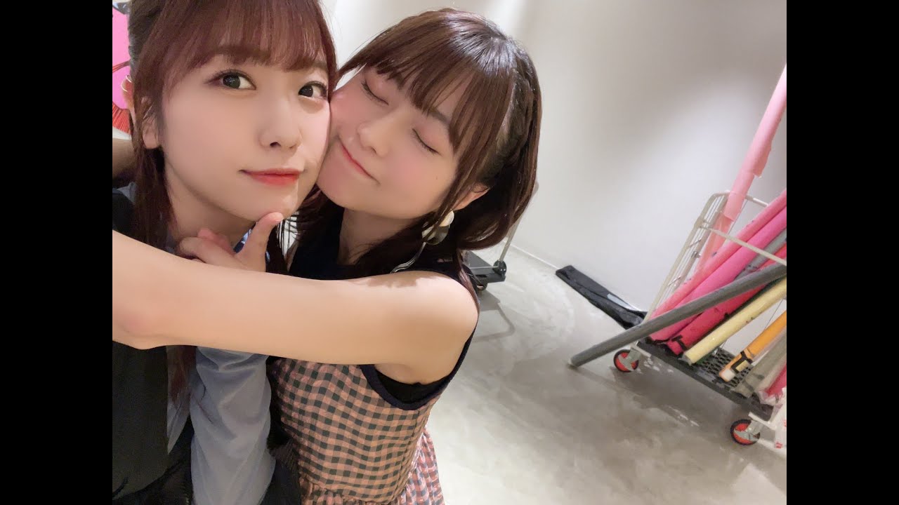 やらせをする水瀬いのり