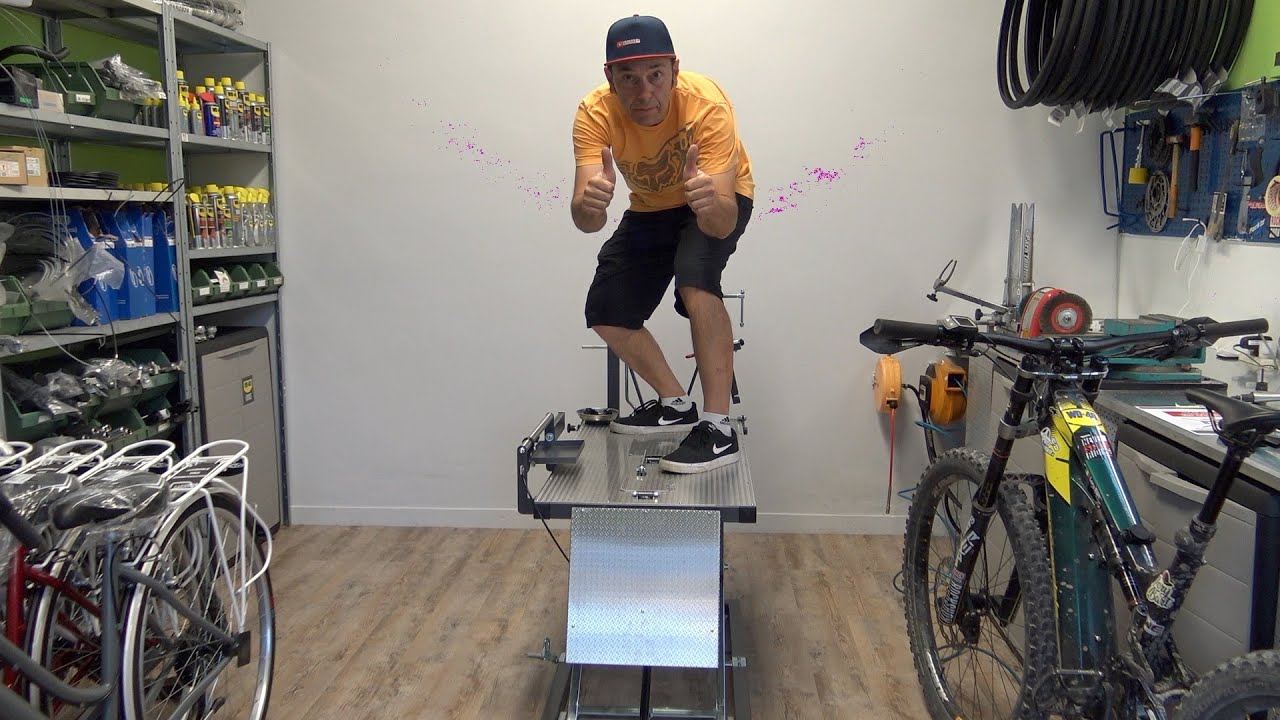 VI PRESENTO IL MIO NUOVO BANCO DA LAVORO PER BICI. FANTASTICO!