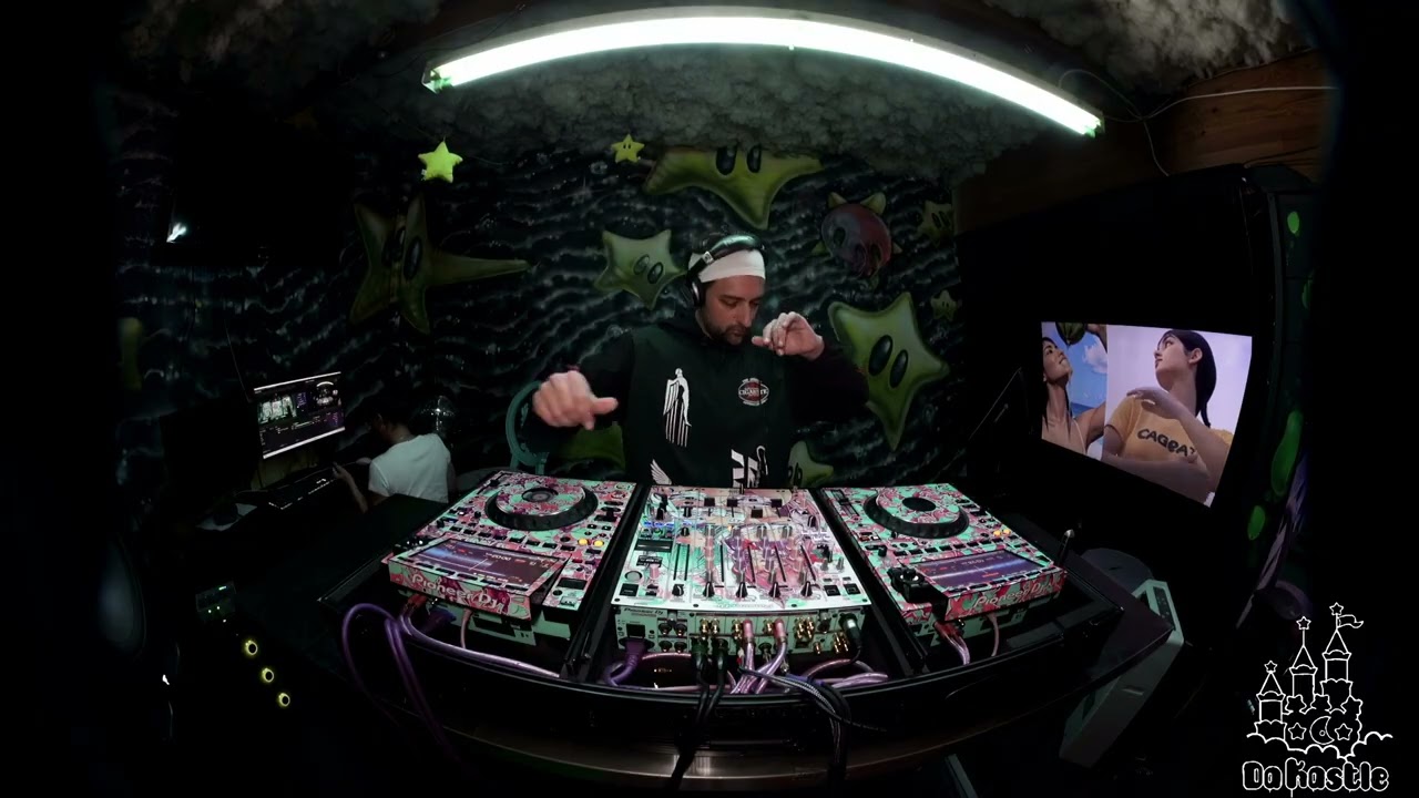 IN THE DUNGEON W WUKI
