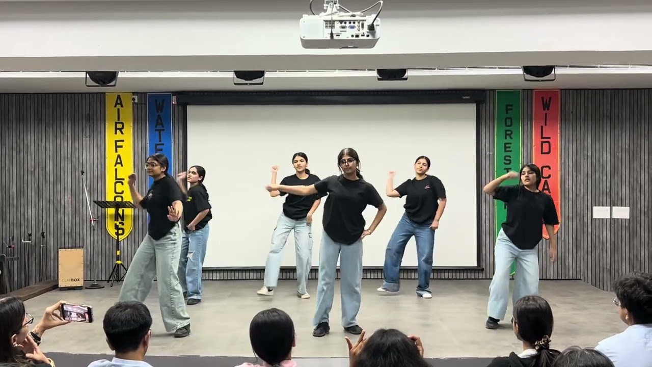 Dance performance by grade 9th #dance #performance 