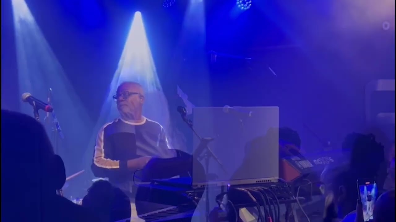PAWOL ( live CHIKTAY)