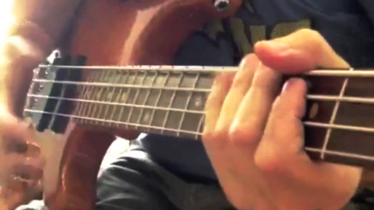 PJ Jota Quest - What can you do in 15 seconds with your Lakland ? This !