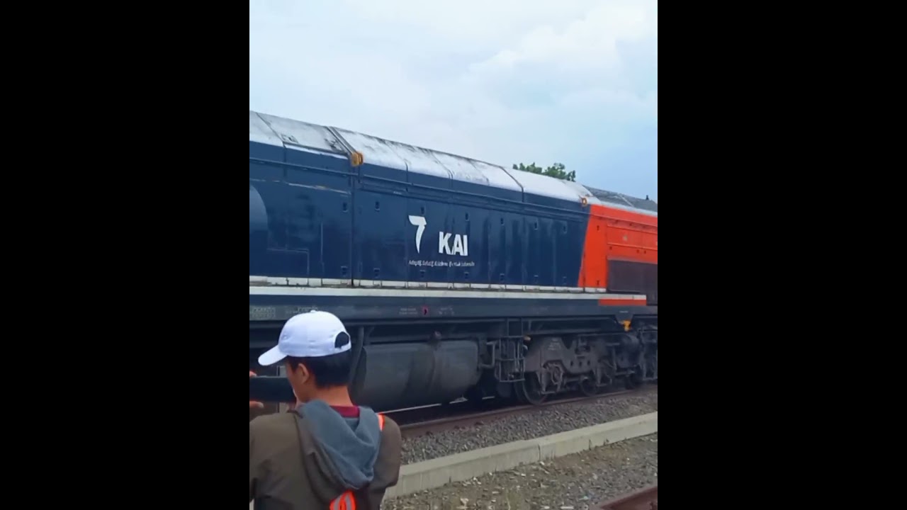 Video clip Kereta Api Babaranjang | kereta api | CC 205 | CC 202 | #shorts