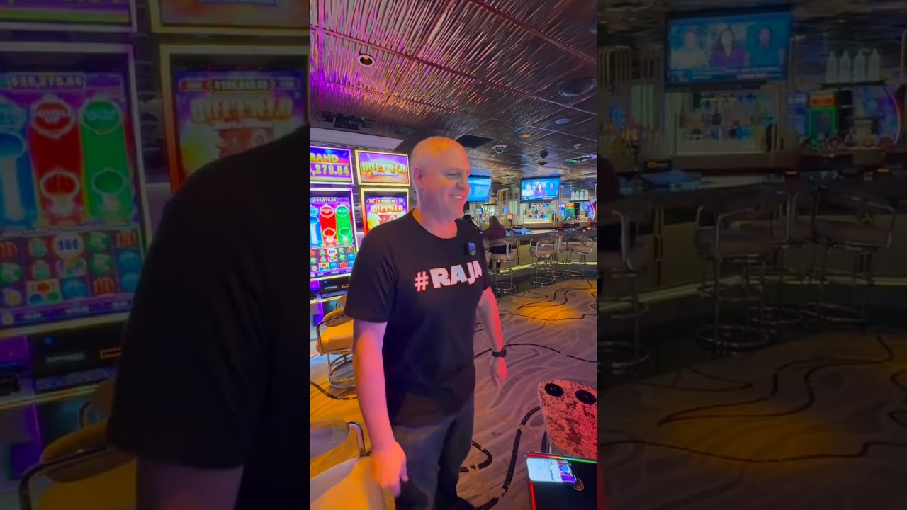 MY LARGEST JACKPOT ON SPOOKY LINK WITH THE @VegasMatt CREW! #slots #casino #jackpot
