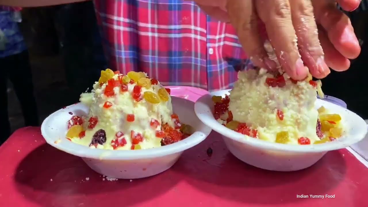 Indian Man Selling Amazing Ice Gola Dish Rs. 60 /- Only | Indian Street Food | Indian Yummy Food
