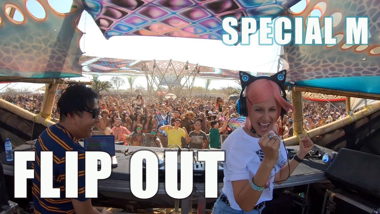 Special M at Flip Out - Bras&iacute;lia