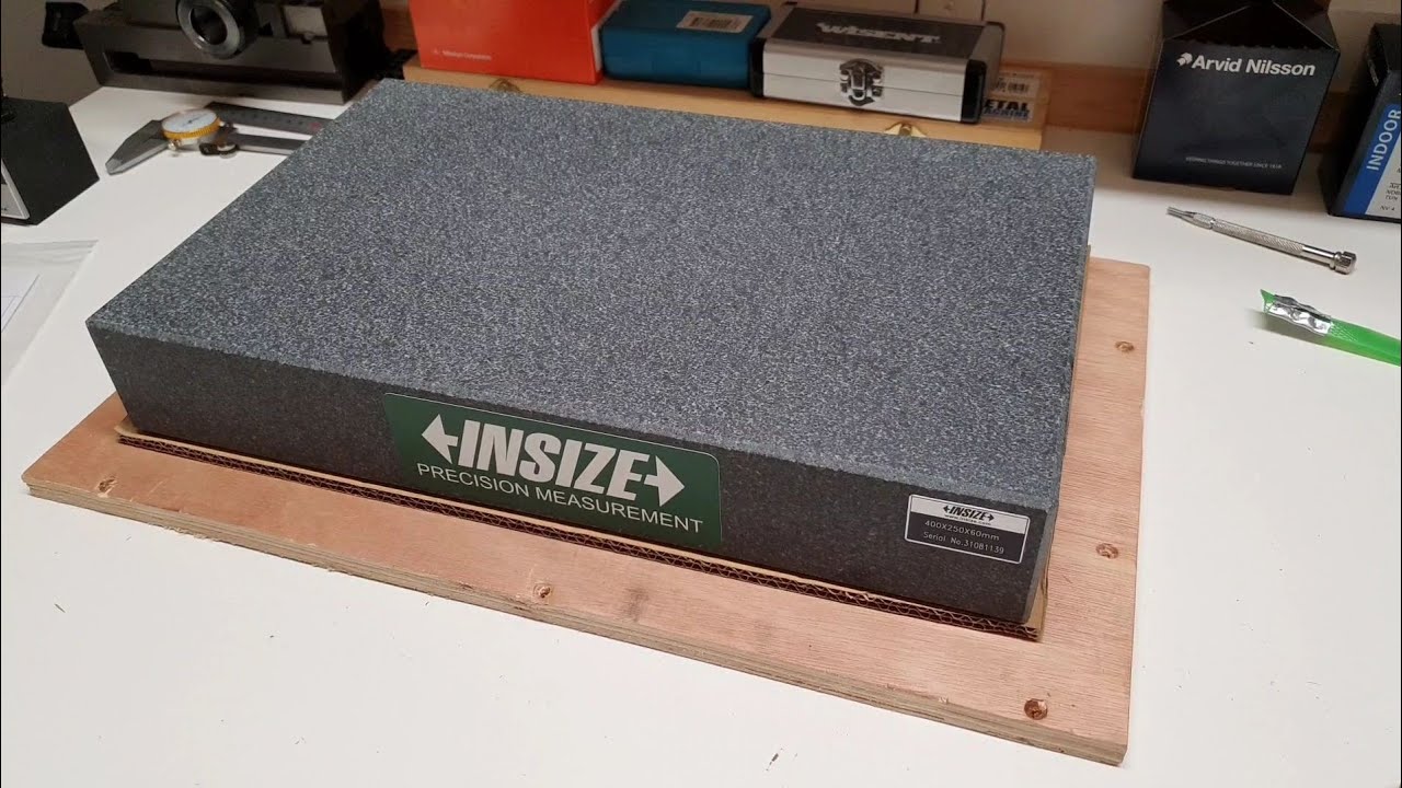 New Granite surface plate (Insize)