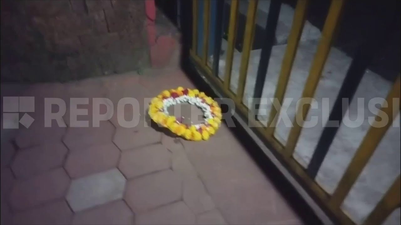'റീത്ത് ആദ്യം കണ്ടത് മകൻ, കള്ളൻമാരും ഭീരുക്കളുമാണ് ഇത് ചെയ്യുന്നത്'; വി എസ് അനിൽ കുമാർ