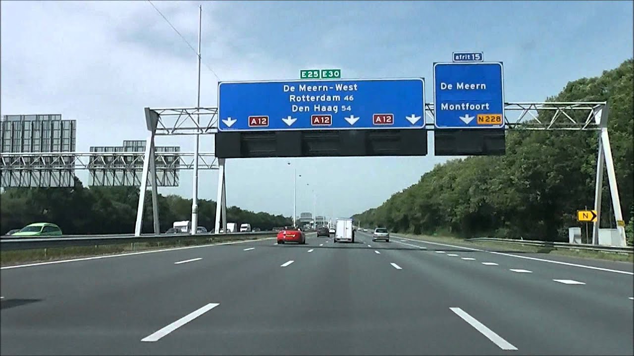 Autosnelweg/Rijksweg A12: Grensovergang Bergh/Elten - Den Haag