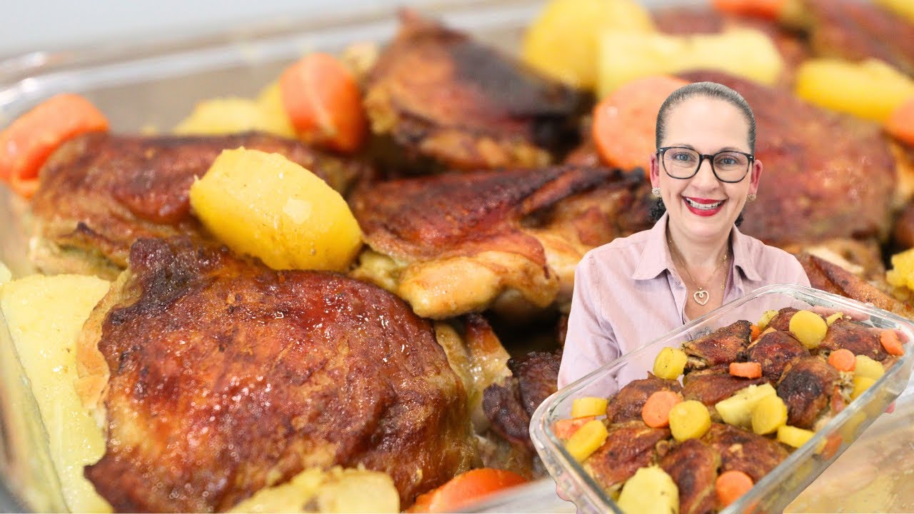 SOBRECOXA ASSADA COM BATATAS SIMPLES E FÁCIL! RECEITA SUCULENTA E SUPER SABOROSA! - Isamara Amâncio
