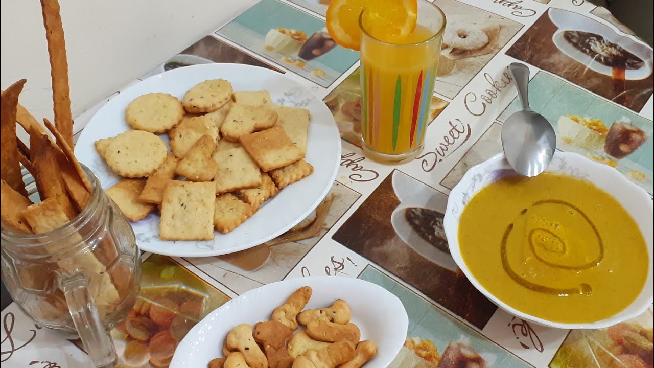 حساء بنين للشتاء🥣بالخضار و الدجاج + مملحات في القمة Soupe aux légumes et au poulet + gateaux salés 😋