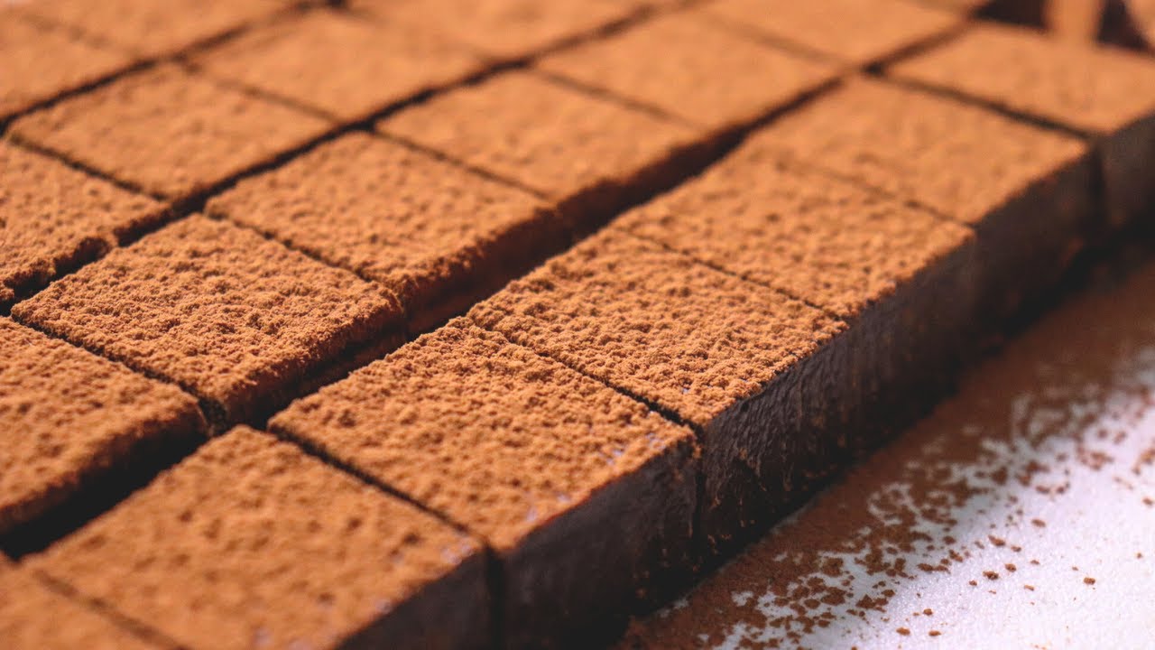 Melt in Your Mouth Chocolate Truffles (Chocolate Lovers NEED to Watch)