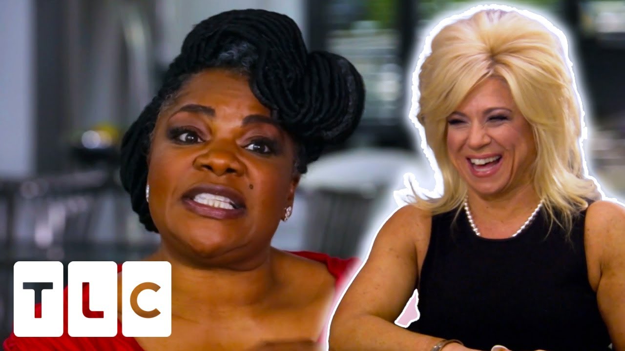 Hilarious Spirit Makes Theresa Caputo Laugh Hysterically | Long Island Medium