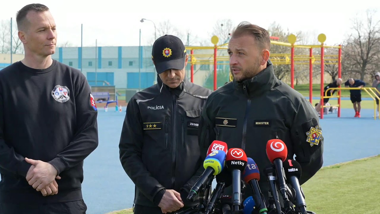NAŽIVO: FYZICKÉ TESTY PRE NOVÝCH POLICAJTOV