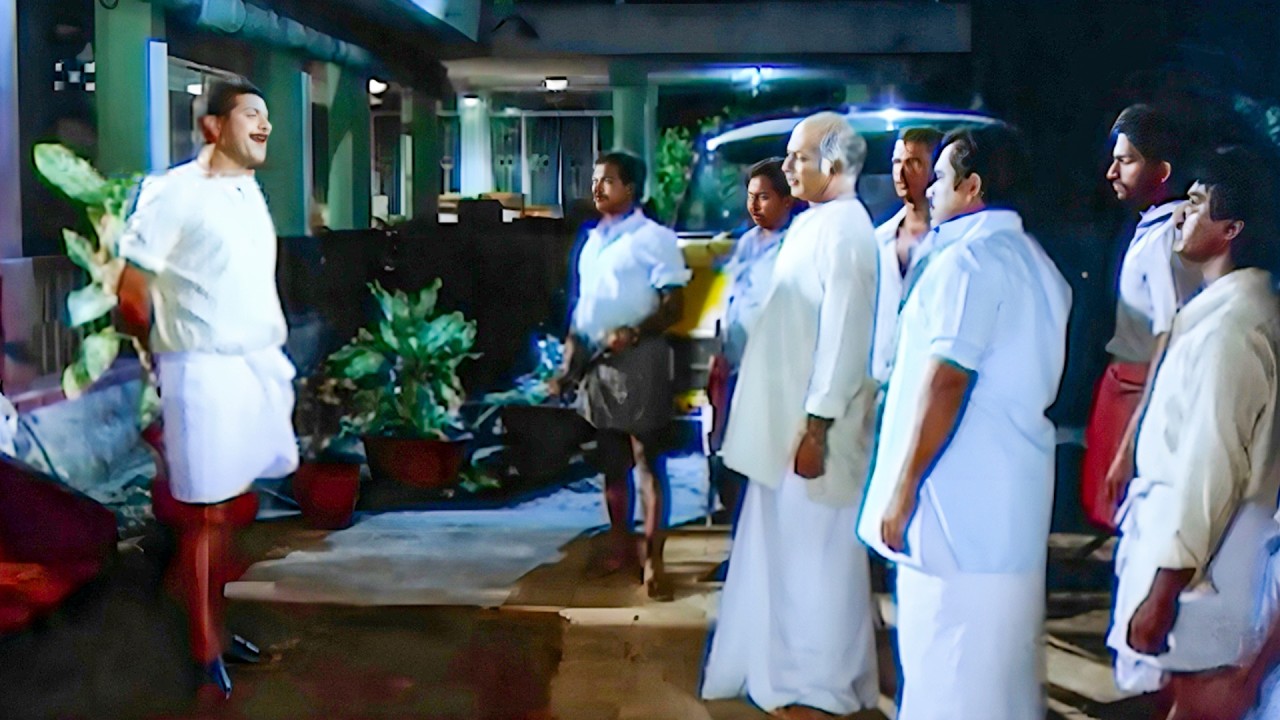 കൂലിത്തല്ലുകാരെ കേറ്റിവിട്രാ..നീ പൊറകെ നിന്നാ മതി..| Mammootty Movies | | Evergreen Movie Scenes