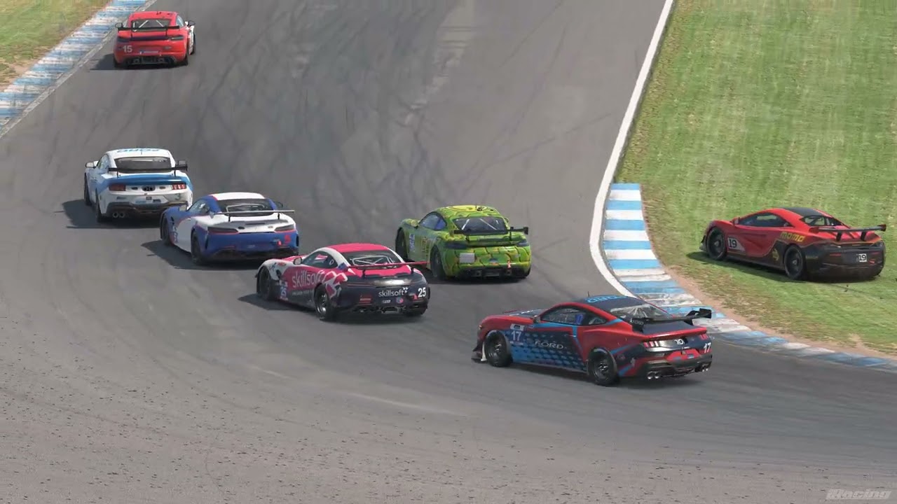 iRacing  Motorsport Simulator 2026 02 16   16 12 41 02