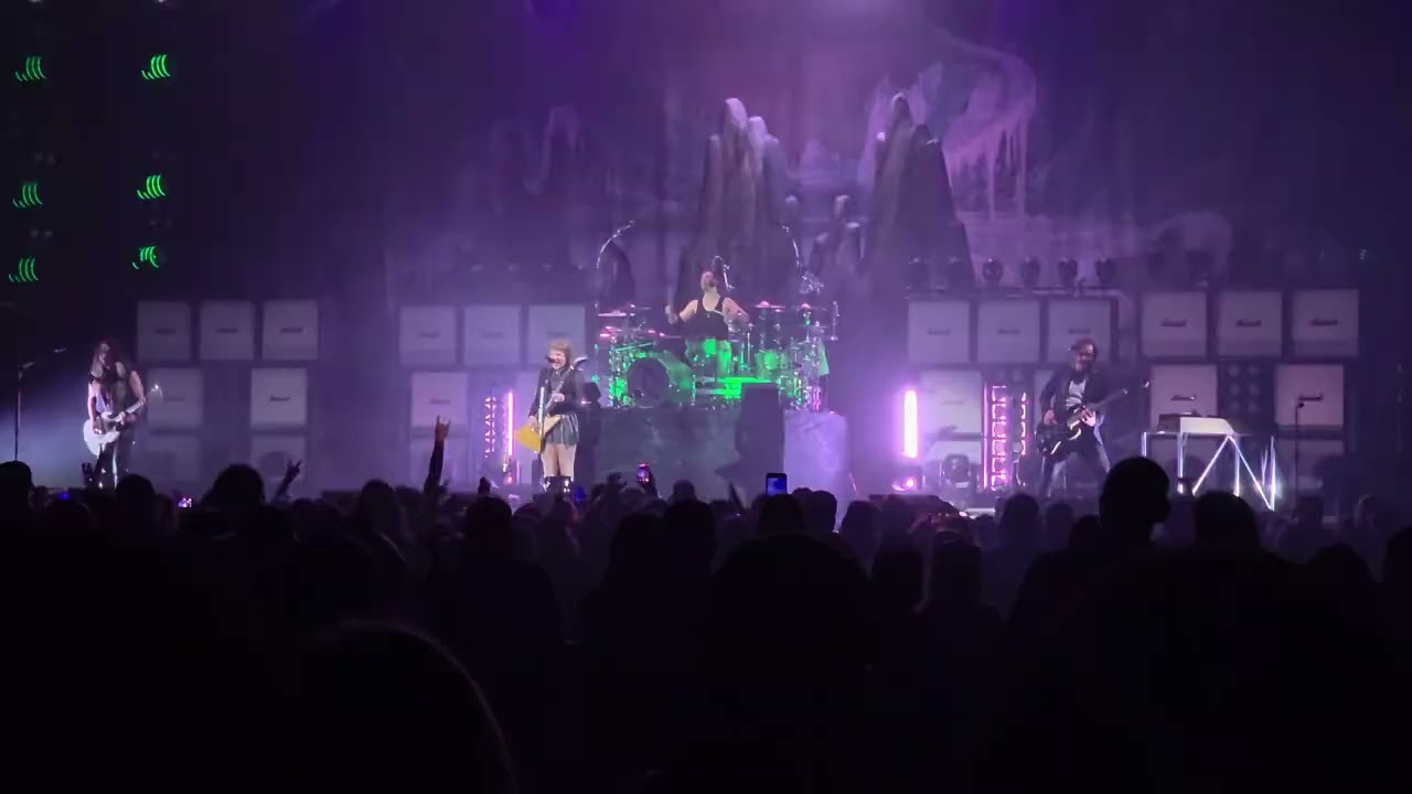 Halestorm  live in vancouver 2025 