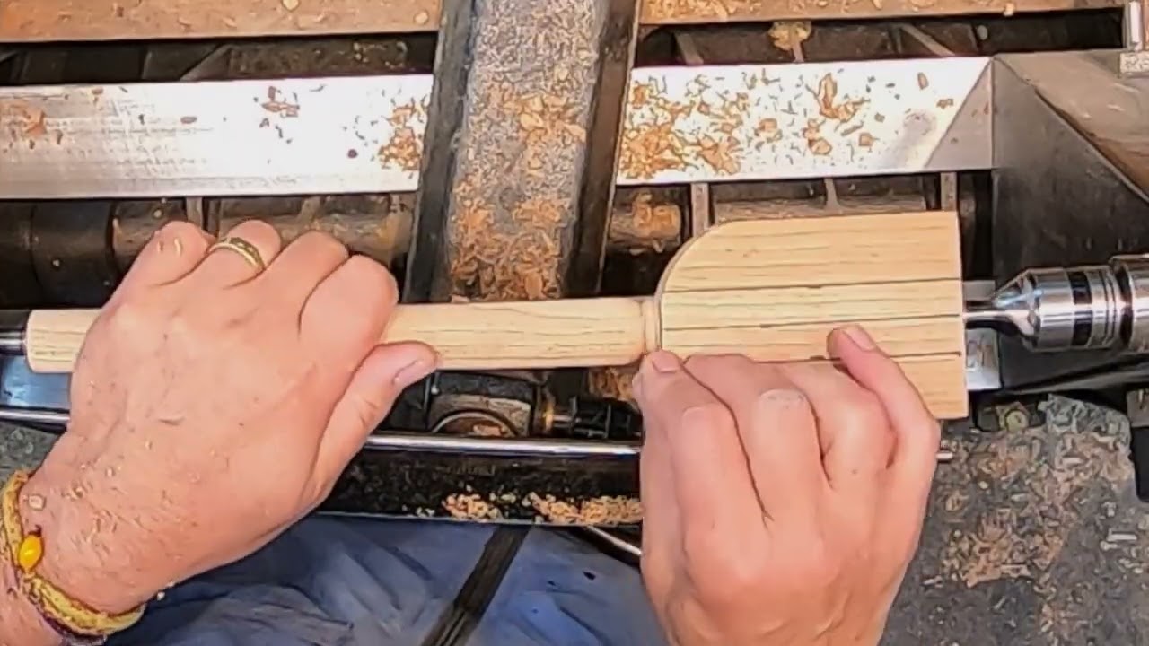 Woodturning wooden spatula  Tournage sur bois spatule en bois