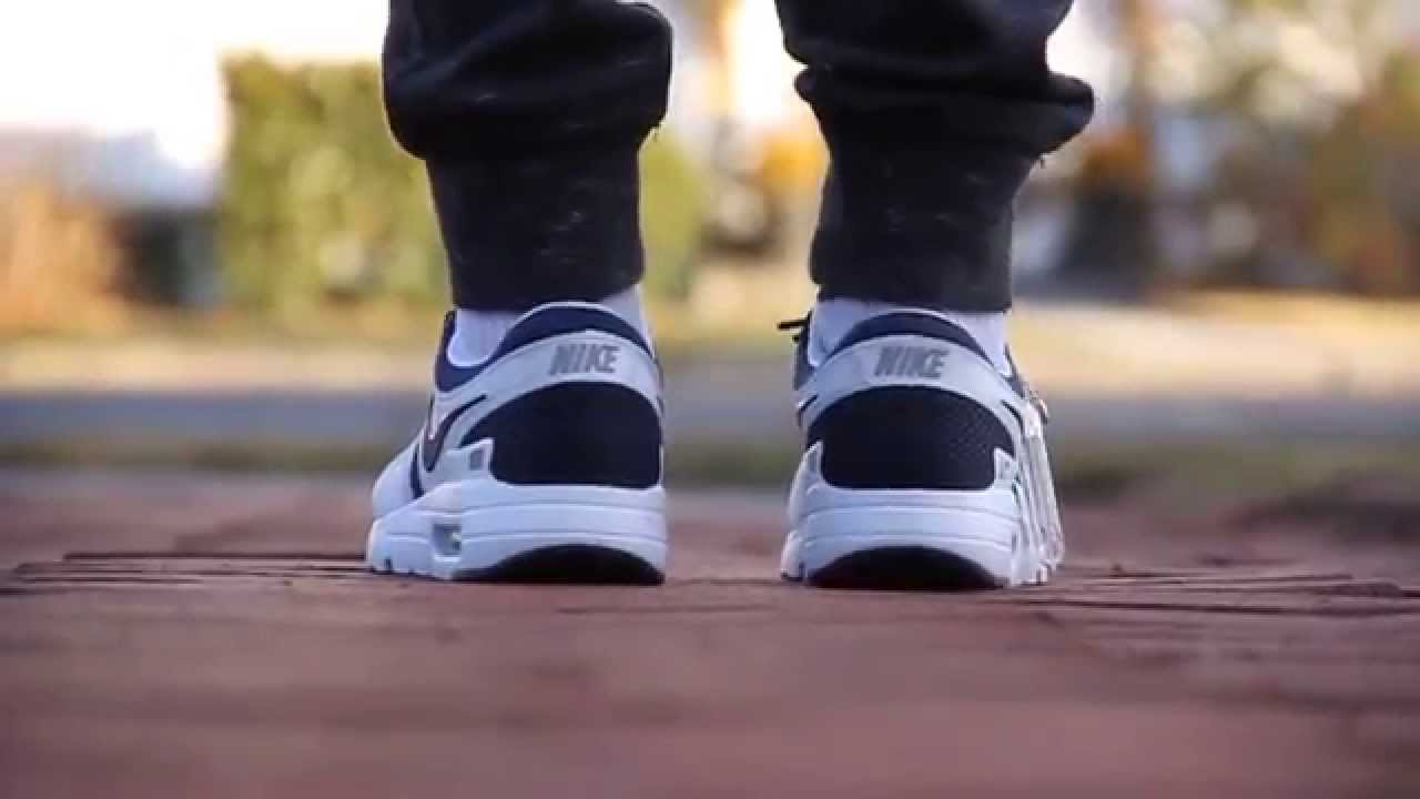 Air Max Zero On-Feet